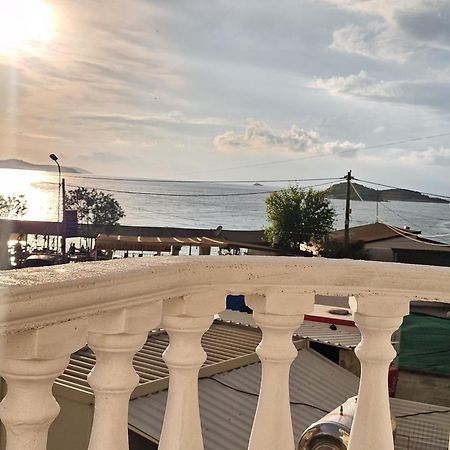 Blue Hotel Ksamil Bagian luar foto
