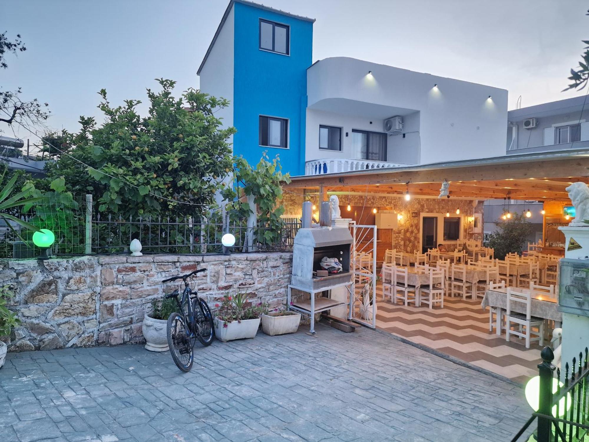 Blue Hotel Ksamil Bagian luar foto