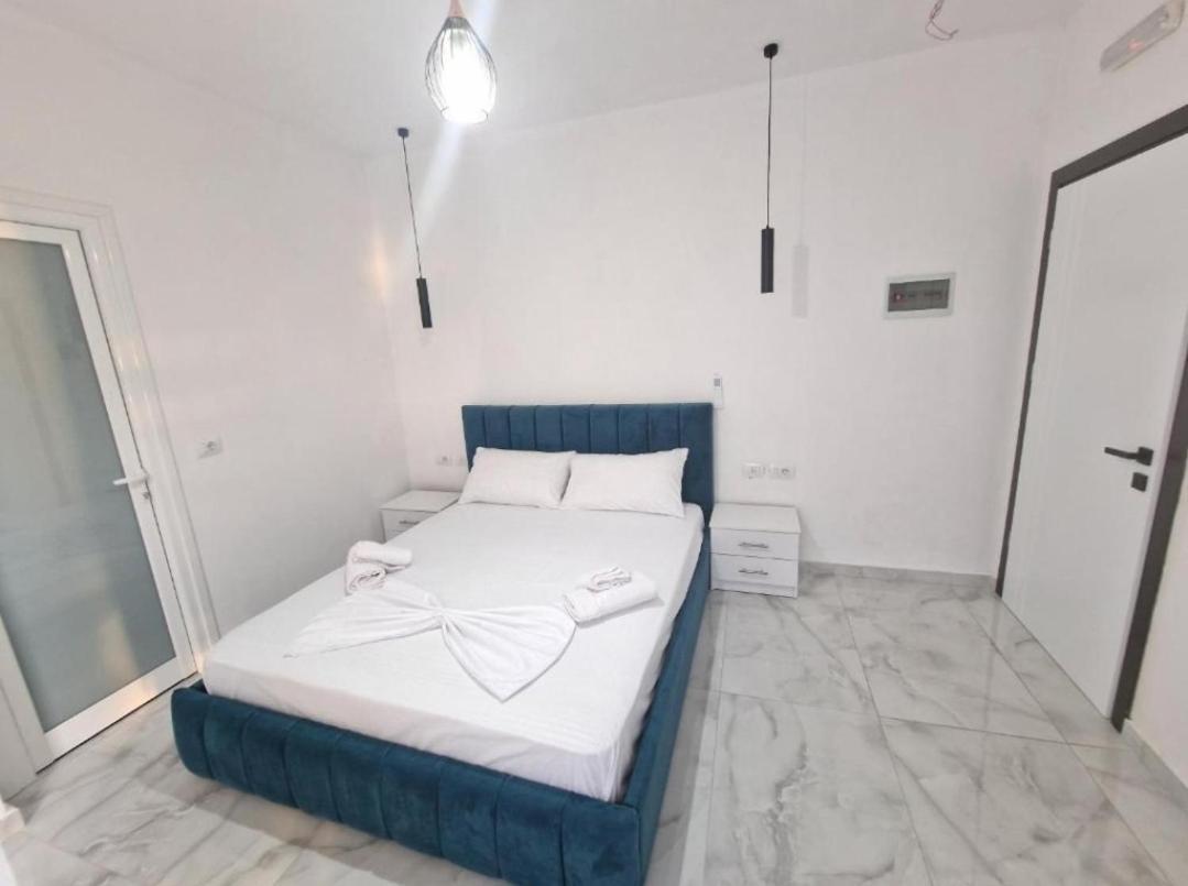Blue Hotel Ksamil Bagian luar foto
