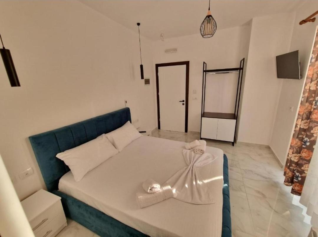 Blue Hotel Ksamil Bagian luar foto