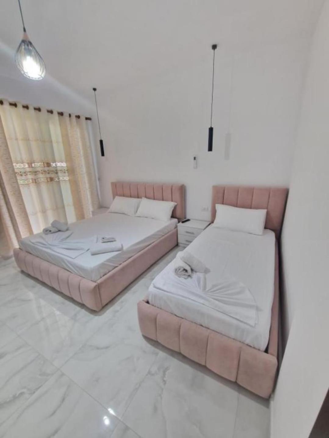 Blue Hotel Ksamil Bagian luar foto